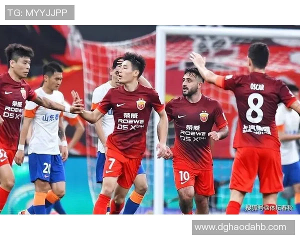 提升心理素质助力上海足球队在赛场上逆风翻盘的策略探讨