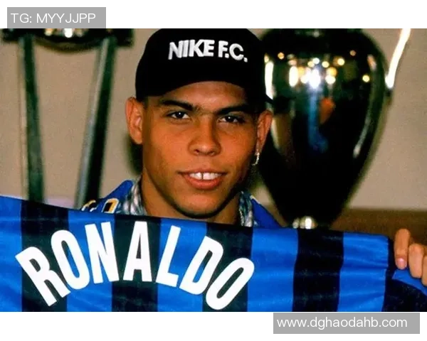 退役足球明星中的财富传奇与人生转型之路探秘 退役足球明星中的财富传奇与人生转型之路探秘